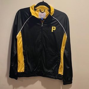 EUC- Genuine Merchandise Sports by carl Banks